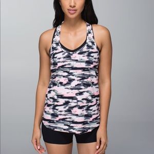 Lululemon pink racerback tank top size 4
